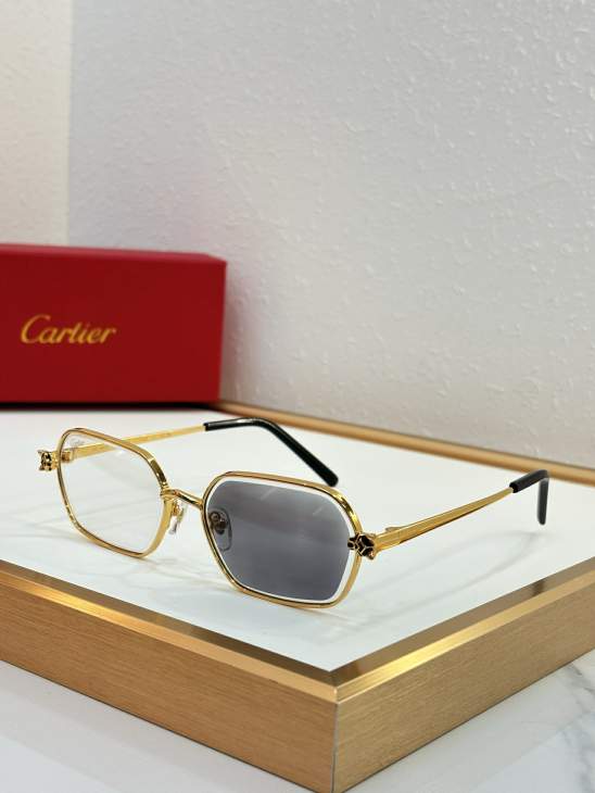 Picture of Cartier Sunglasses _SKUfw79280314fw